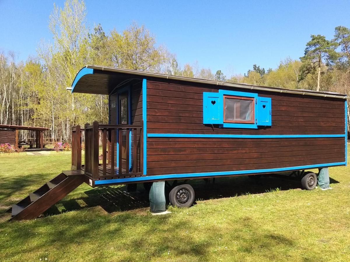 Roulottes Du Chalet Des Pins Rougeou Kültér fotó